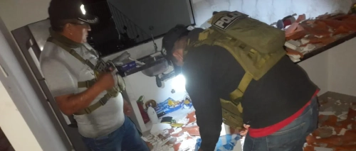 Bomberos fueron a sofocar un incendio y descubrieron una fábrica de marihuana