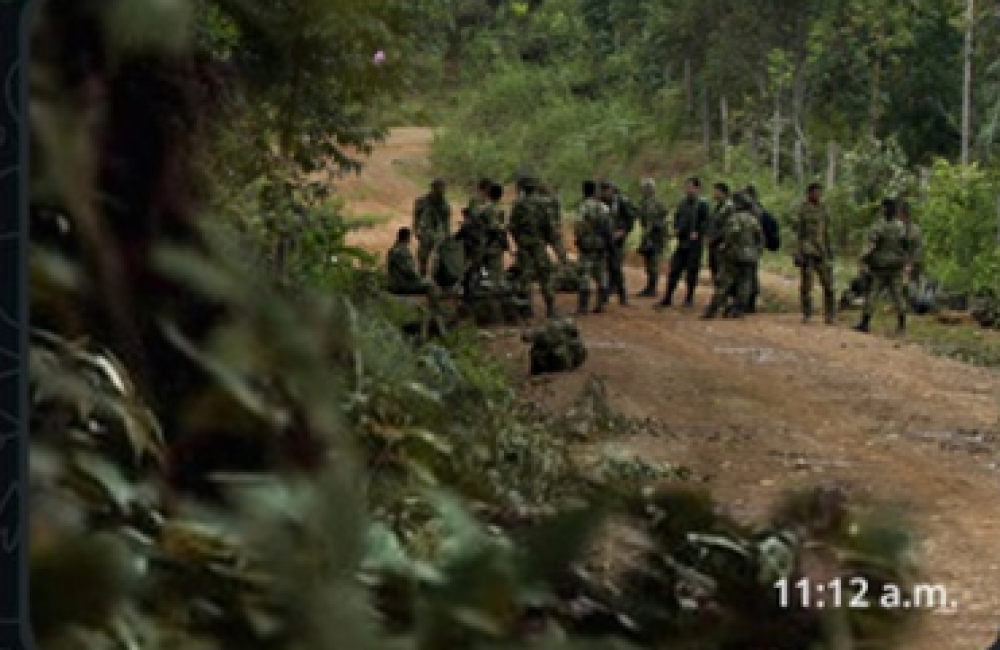 #BOLIVIA  INSTRUCTORES EXTRANJEROS ENTRENAN EN CHAPARE UN EJÉRCITO PARA EVO MORALES